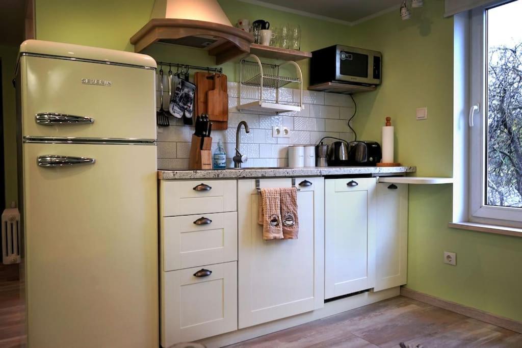 Prime 2br/ba Next To Main Station & Olympic Center Apartament